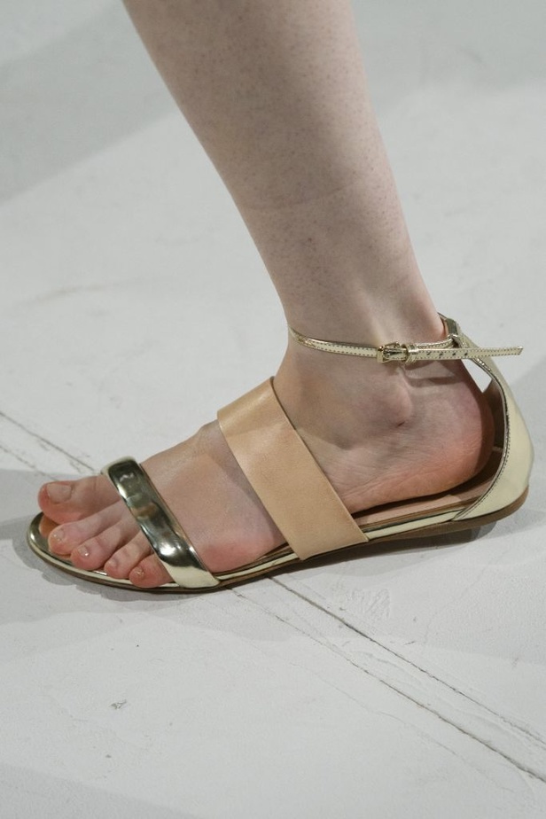 عرض ملكي لمجموعة جيامباتيستا فالي لربيع وصيف 2017