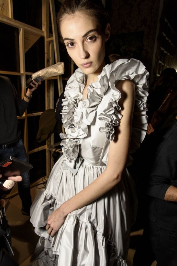 عرض ملكي لمجموعة جيامباتيستا فالي لربيع وصيف 2017