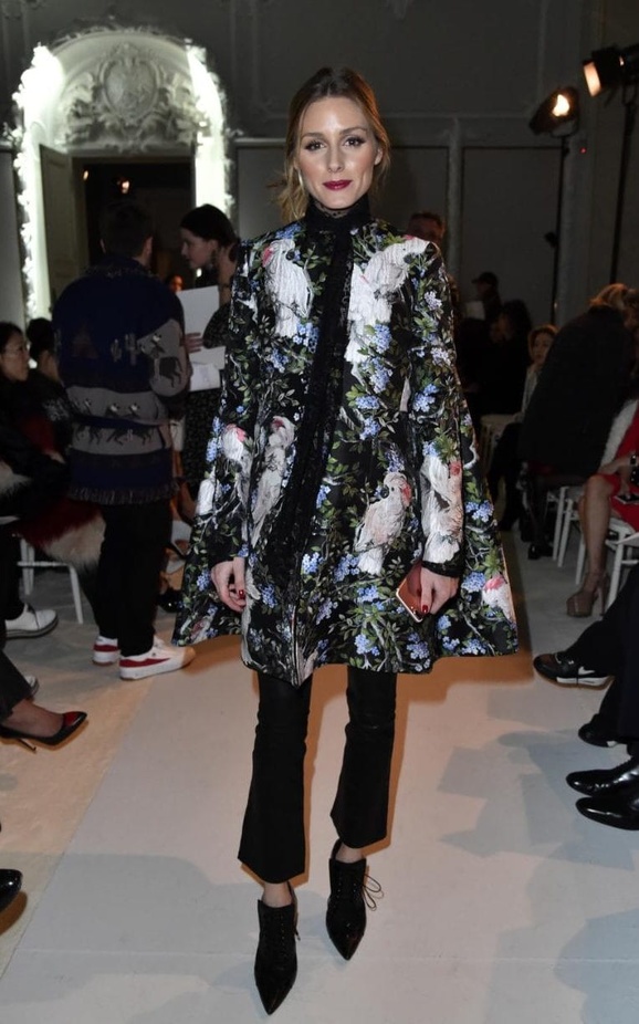 عرض ملكي لمجموعة جيامباتيستا فالي لربيع وصيف 2017