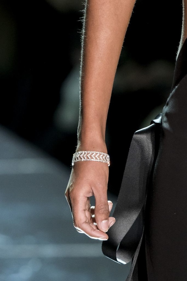 مجموعة AlexandreVauthier لربيع وصيف 2017