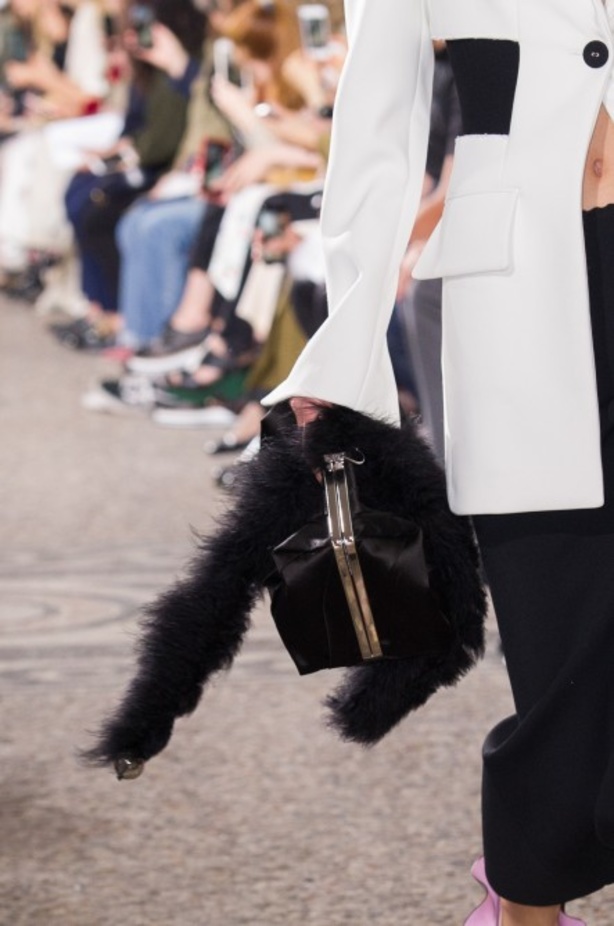 مجموعة Proenza Schouler من الألبسة الجاهزة لربيع وصيف 2018