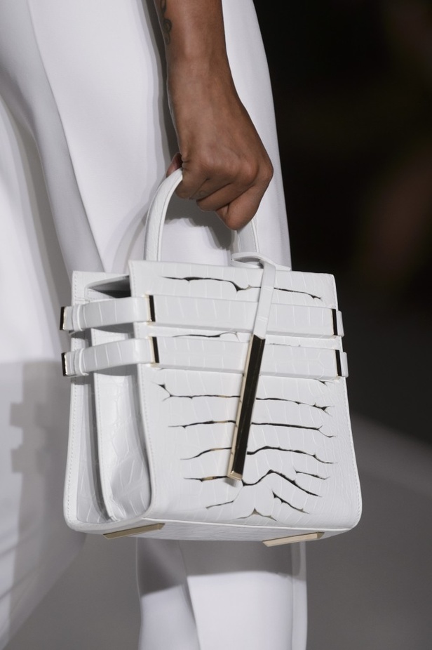 مجموعة Ralph & Russo من الألبسة الفاخرة لخريف وشتاء 2017