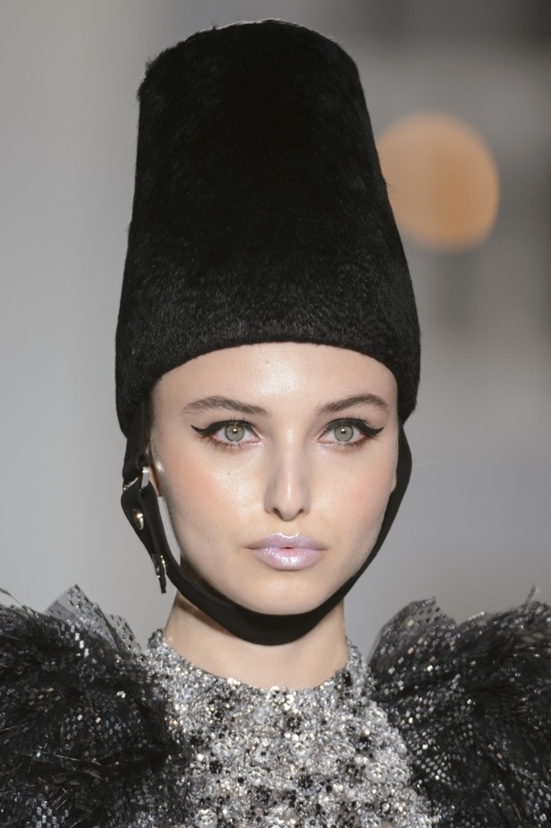 مجموعة Ralph & Russo من الألبسة الفاخرة لخريف وشتاء 2017