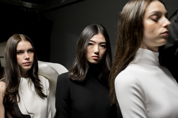 مجموعة Stephane Rolland  للألبسة الفاخرة في باريس