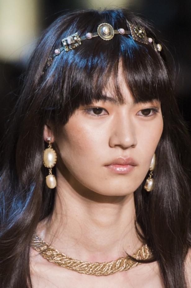 مجموعة ايلي صعب الملكية ضمن أسبوع الموضة في باريس 