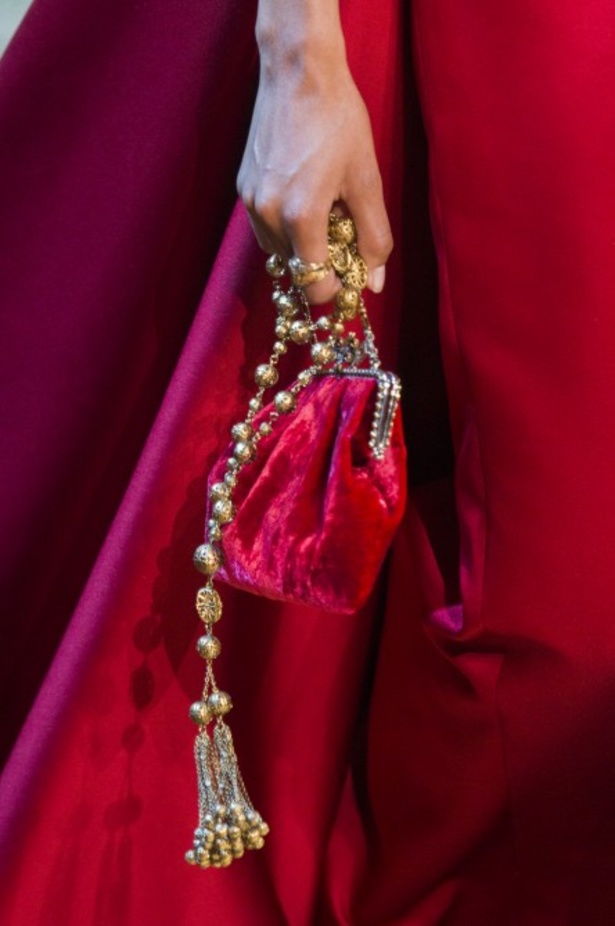 مجموعة ايلي صعب الملكية ضمن أسبوع الموضة في باريس 