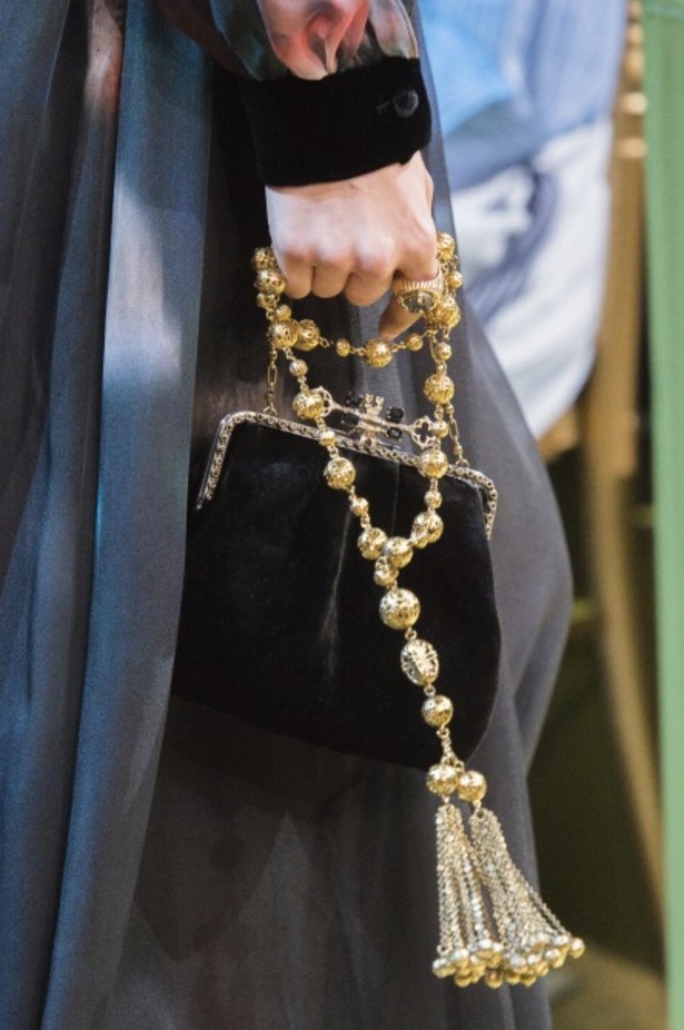 مجموعة ايلي صعب الملكية ضمن أسبوع الموضة في باريس 