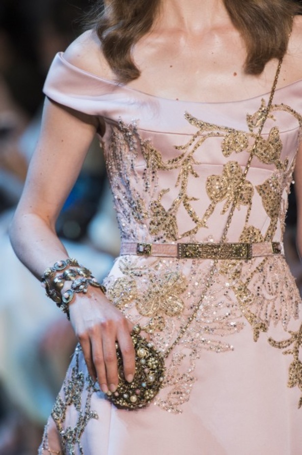 مجموعة ايلي صعب الملكية ضمن أسبوع الموضة في باريس 