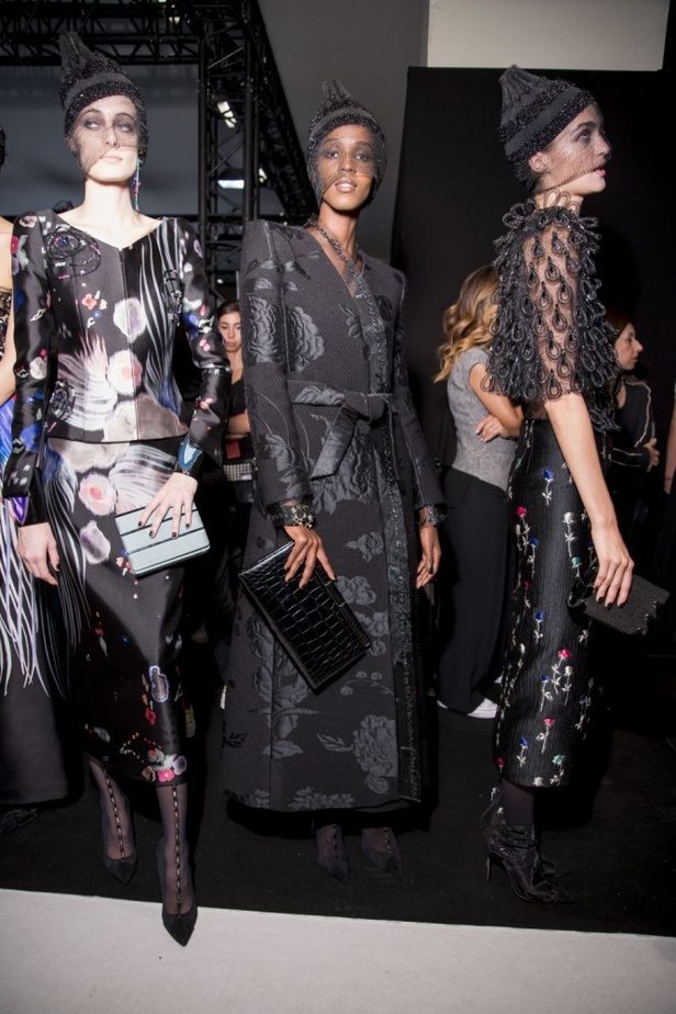 مجموعة Giorgio Armani Prive للأزياء الراقية لشتاء 2018 !