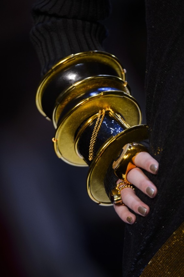 مجموعة "جان بول غوتييه" للهوت كوتور لخريف 2017