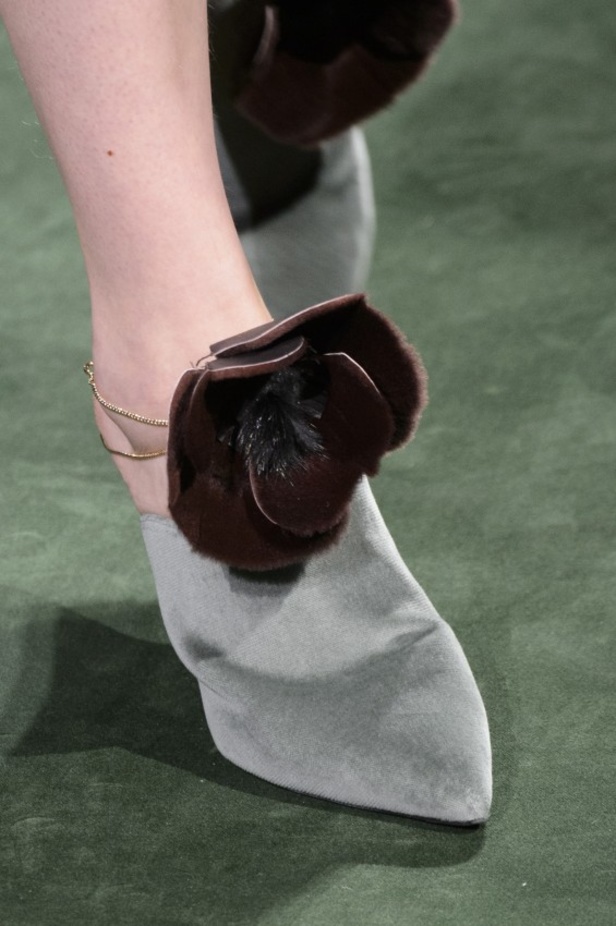 مجموعة Fendi من الألبسة الفاخرة لخريف وشتاء 2017