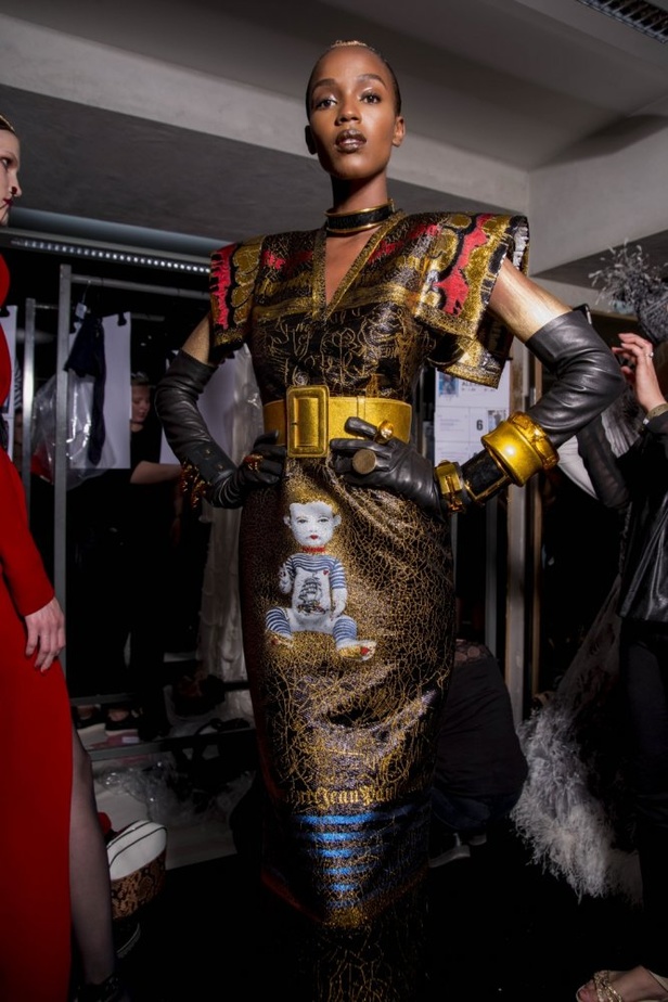 مجموعة "جان بول غوتييه" للهوت كوتور لخريف 2017