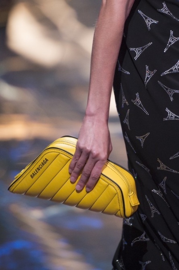 مجموعة Balenciaga لربيع وصيف 2019