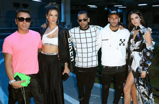 مجموعة Off-White لربيع وصيف 2019