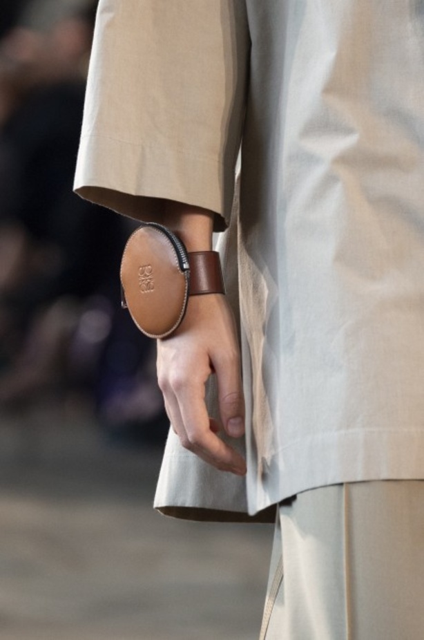 عرض أزياء Loewe لربيع وصيف 2019