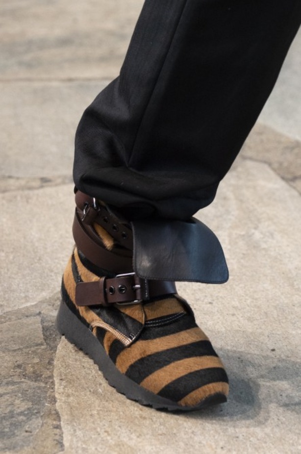 عرض أزياء Loewe لربيع وصيف 2019