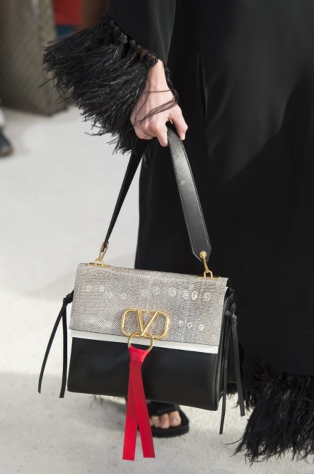 مجموعة فالنتينو لموسم ربيع وصيف 2019