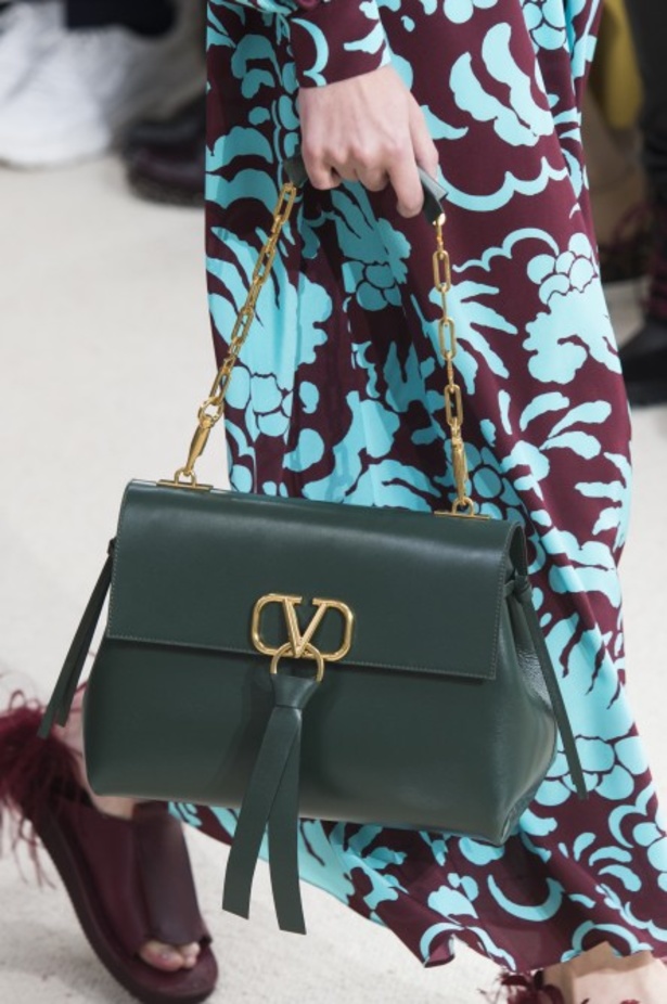 مجموعة فالنتينو لموسم ربيع وصيف 2019