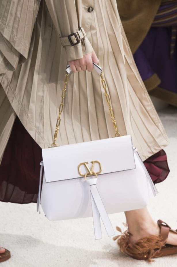 مجموعة فالنتينو لموسم ربيع وصيف 2019