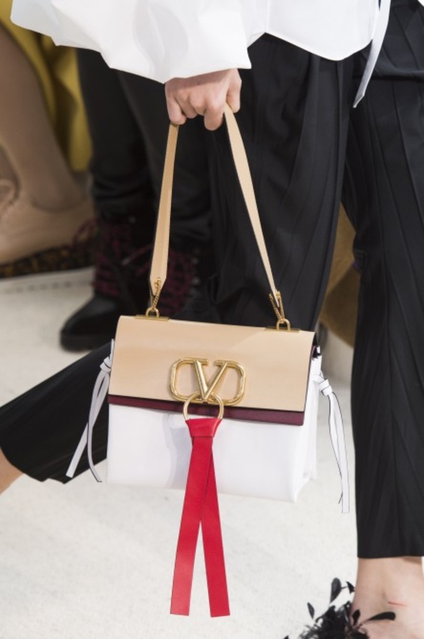 مجموعة فالنتينو لموسم ربيع وصيف 2019