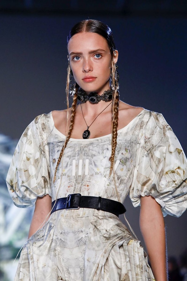 مجموعة "الكسندر مكوين" لموسم ربيع وصيف 2019