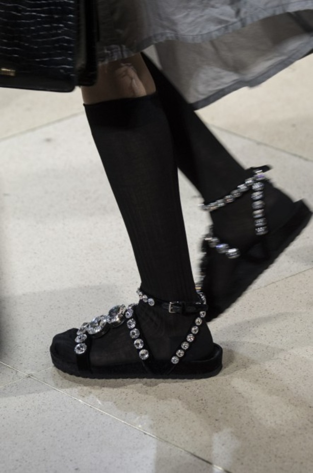 عرض Miu Miu للألبسة الجاهزة لربيع 2019