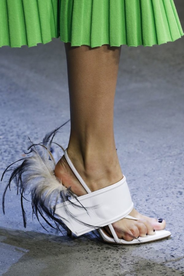 Prabal Gurung قدّم مجموعة نابضة بالحياة لربيع وصيف 2019