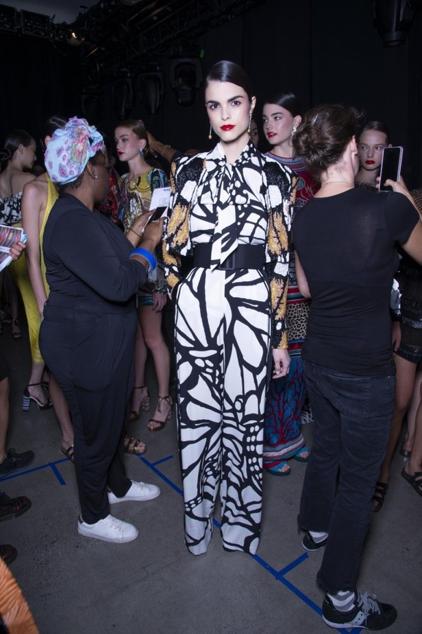 مجموعة Naeem Khan لربيع وصيف 2019