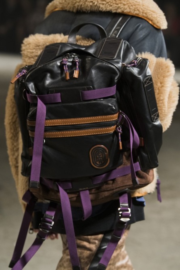 عرض ازياء كوتش لموسم ربيع وصيف 2019