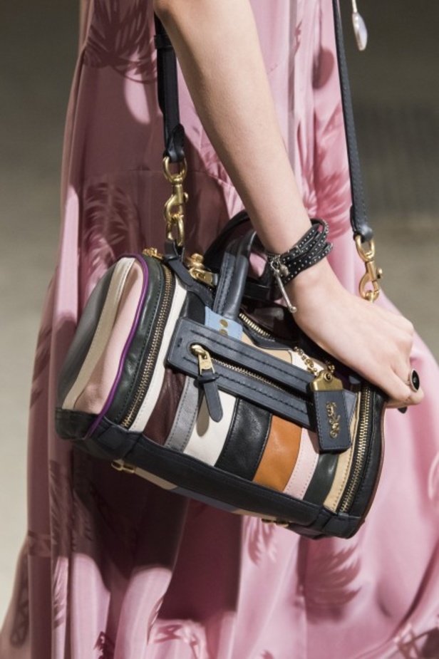 عرض ازياء كوتش لموسم ربيع وصيف 2019