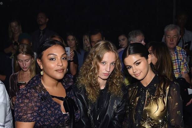 عرض ازياء كوتش لموسم ربيع وصيف 2019