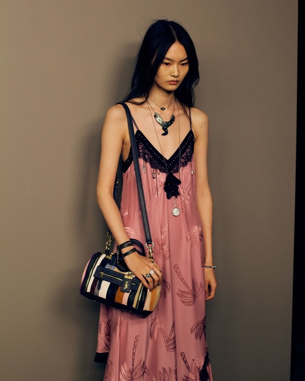 عرض ازياء كوتش لموسم ربيع وصيف 2019