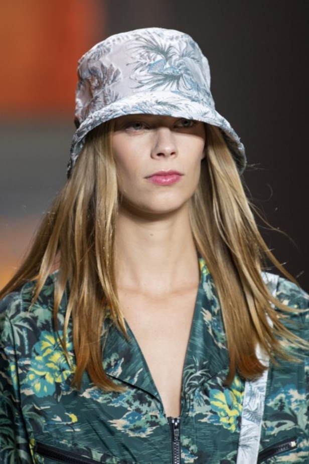 مجموعة Anna Sui للألبسة الجاهزة لربيع 2019