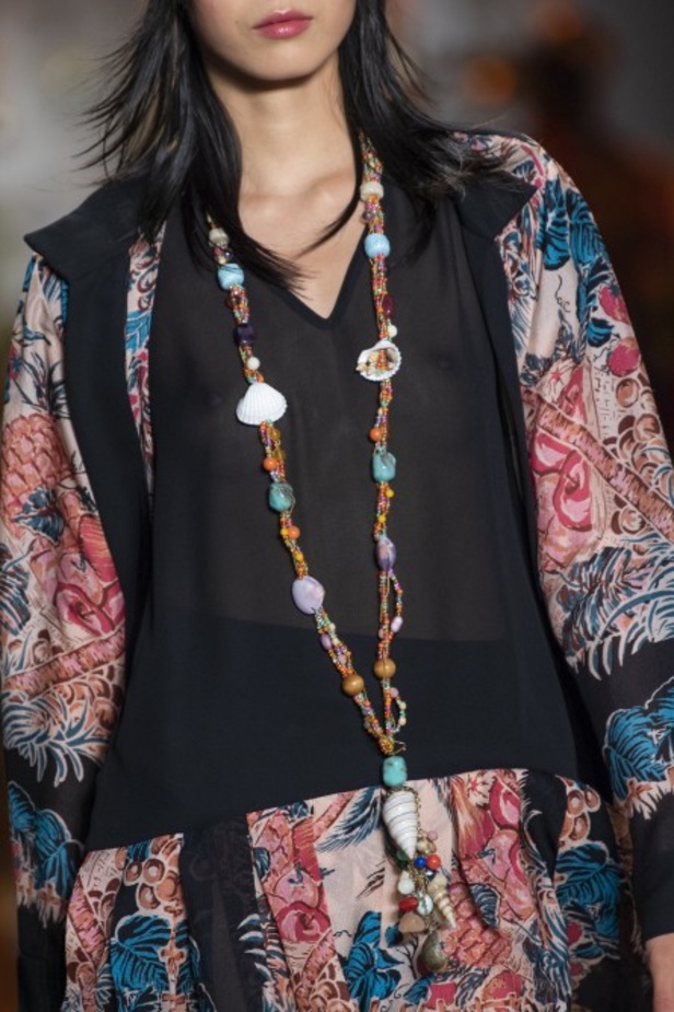 مجموعة Anna Sui للألبسة الجاهزة لربيع 2019