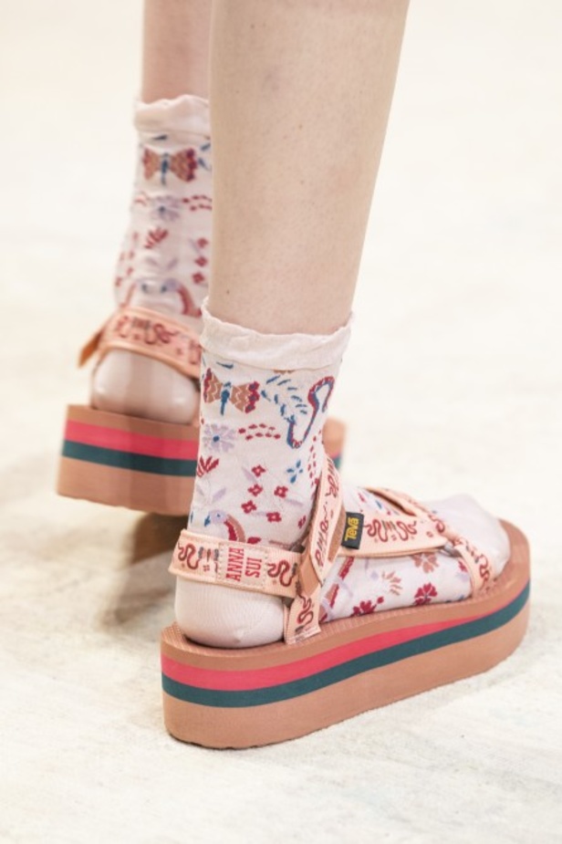 مجموعة Anna Sui للألبسة الجاهزة لربيع 2019