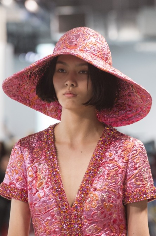 مجموعة مايكل كورس للألبسة الجاهزة لربيع 2019