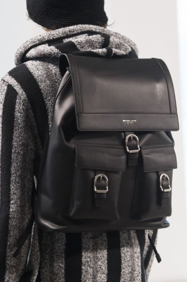 مجموعة مايكل كورس للألبسة الجاهزة لربيع 2019