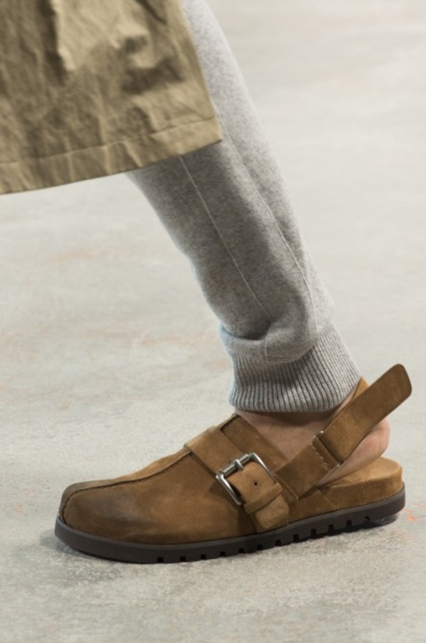 مجموعة مايكل كورس للألبسة الجاهزة لربيع 2019