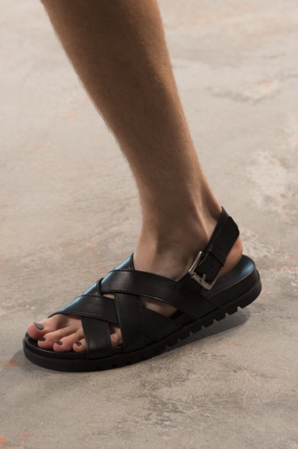 مجموعة مايكل كورس للألبسة الجاهزة لربيع 2019