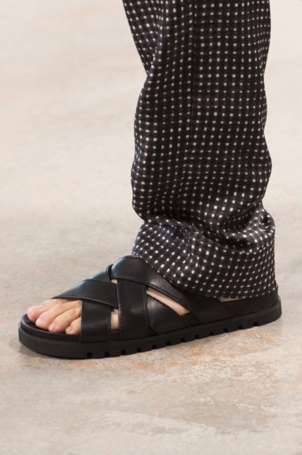 مجموعة مايكل كورس للألبسة الجاهزة لربيع 2019