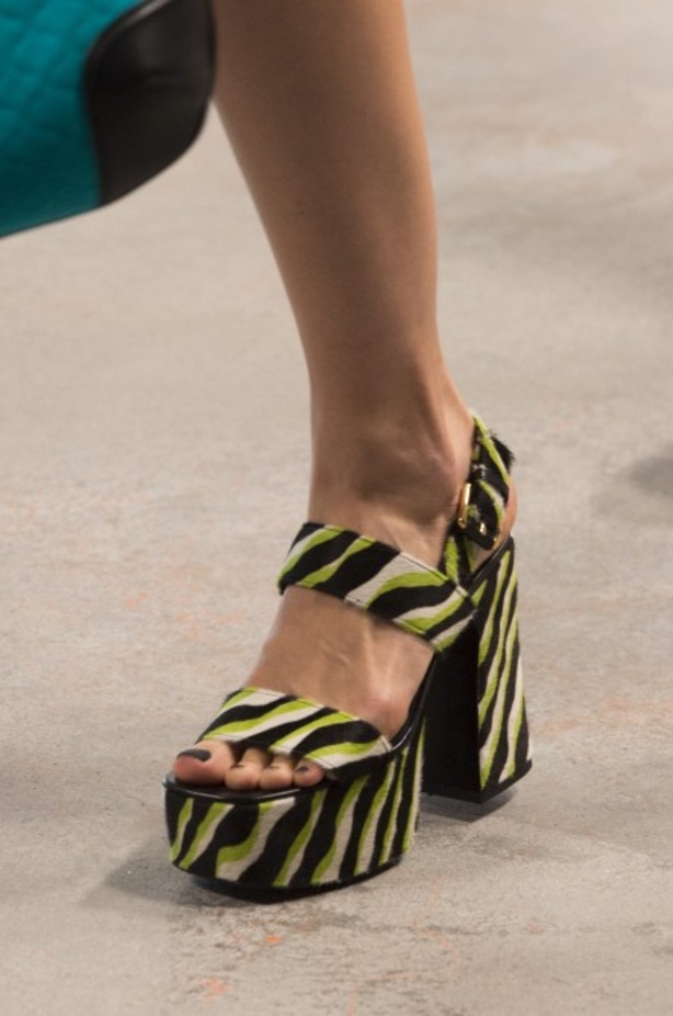 مجموعة مايكل كورس للألبسة الجاهزة لربيع 2019