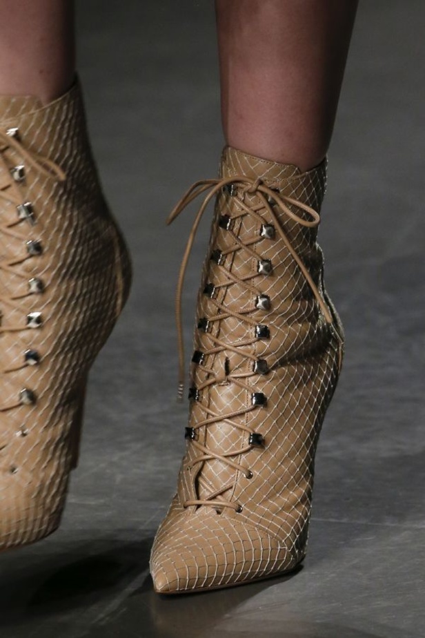 مجموعة Mary Katrantzou لربيع وصيف 2019