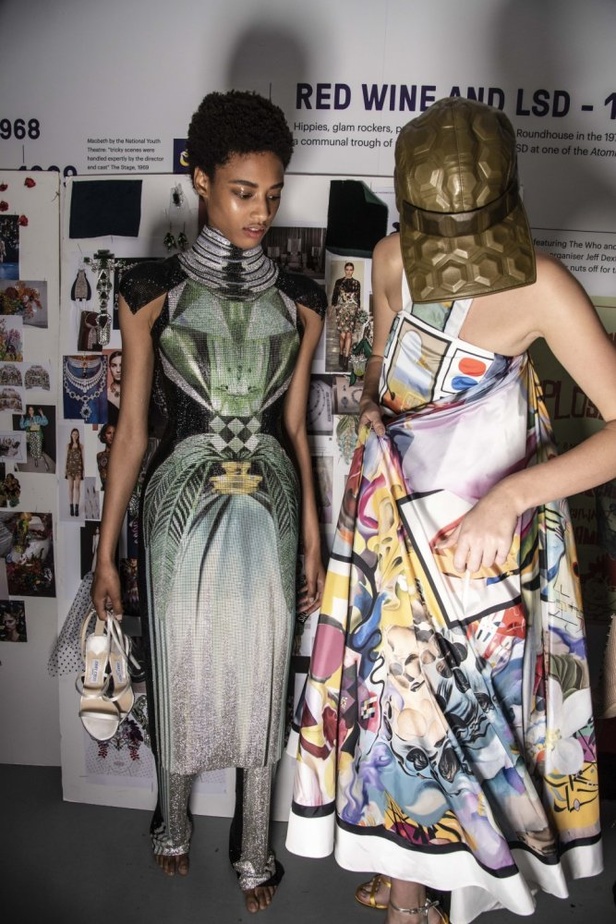 مجموعة Mary Katrantzou لربيع وصيف 2019