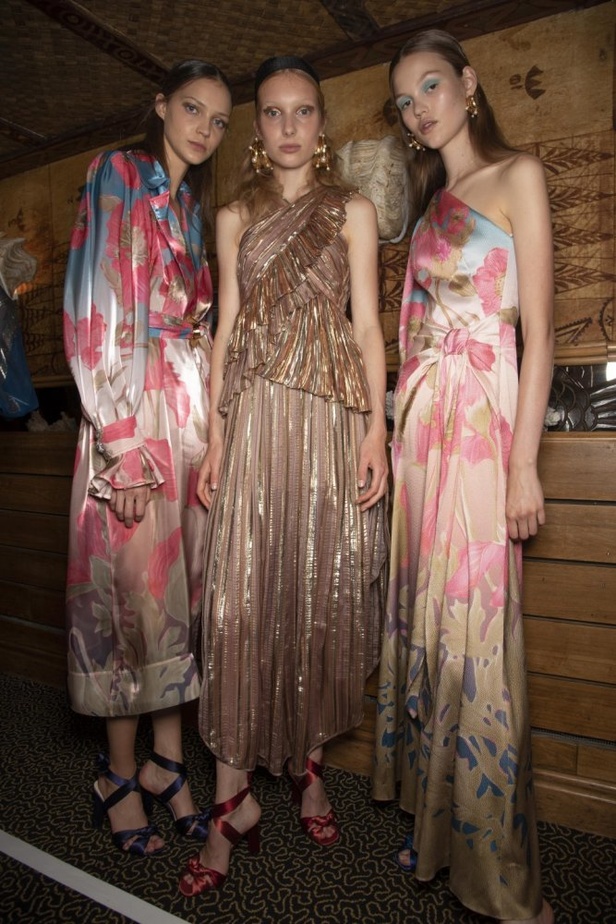 عرض أزياء Peter Pilotto لربيع وصيف ٢٠١٩ !