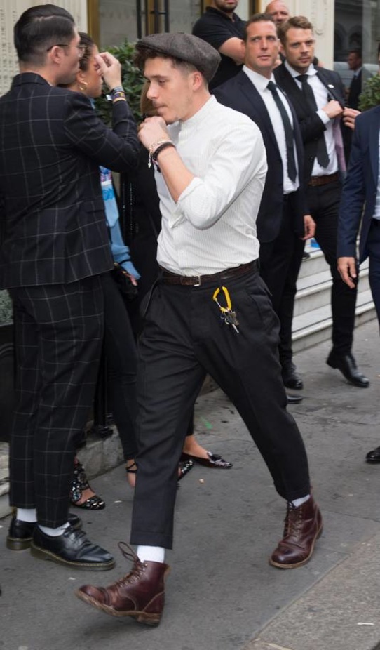 عرض ازياء فيكتوريا بيكهام لربيع وصيف 2019