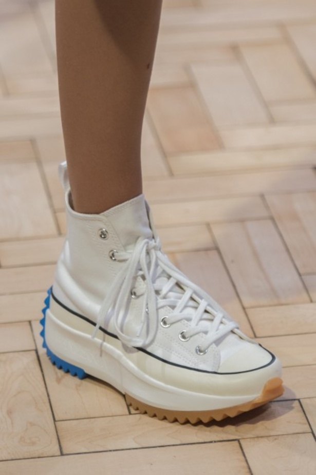 مجموعة جاي دبليو اندرسون لموسم ربيع وصيف 2019