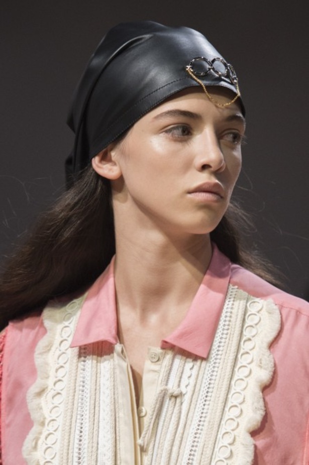 مجموعة جاي دبليو اندرسون لموسم ربيع وصيف 2019