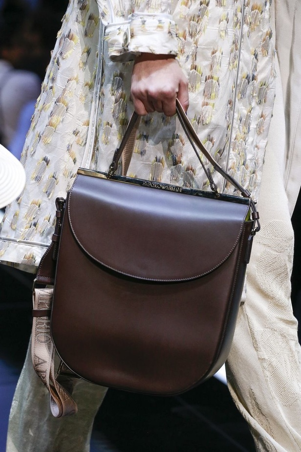 مجموعة Emporio Armani لربيع وصيف ٢٠١٩ !