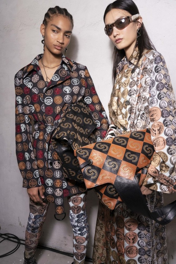 مجموعة Roberto Cavalli لربيع وصيف 2019