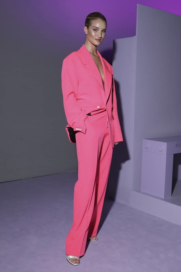 مجموعة فيرساتشي لموسم ربيع وصيف 2019